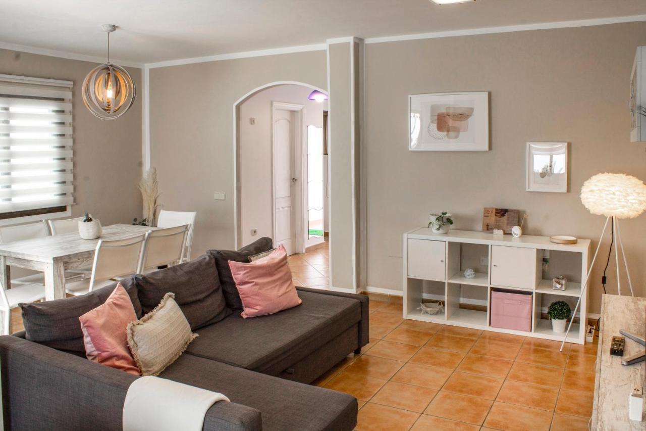 Villa Sol y Paz, espacioso jardín y alojamiento Corralejo Exterior foto